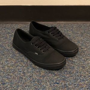 All black Vans